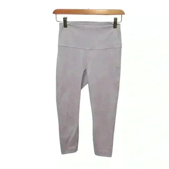 Lululemon Align High Ride Crop 23” Lilac/Light Purple Women’s Size 6 - Picture 1 of 10
